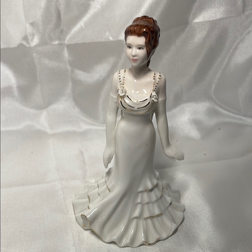 Coalport Exclusive Collector Members Fashion Lady Named Crystal 1999 England